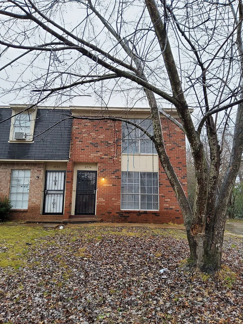 Welcome to 3774 Hyacinth Dr! — Photo 1
