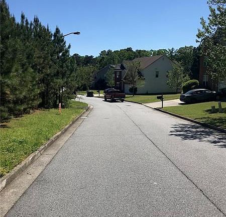4th image of 185 Wilhelmina Dr