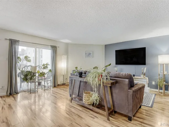 3428 S Locust Street #B, Denver, CO 80222