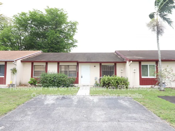 15344 SW 71st Ln, Miami, FL 33193