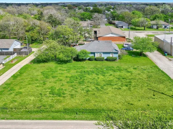 1 Franklin Ave, Pottsboro, TX 75076