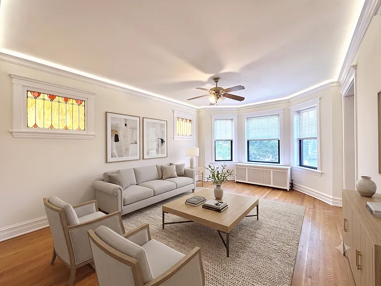 2535 W Eastwood Ave #2 — Photo 2