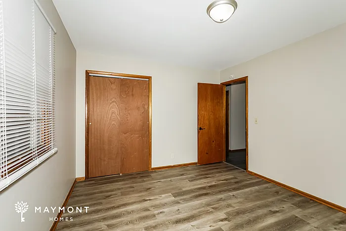 429 Brookside Ln — Photo 12