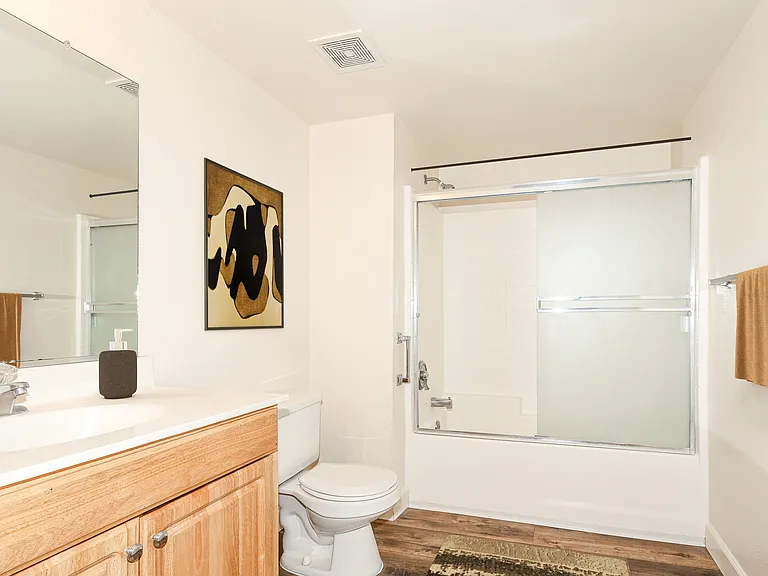 Tuscany Hall Bath