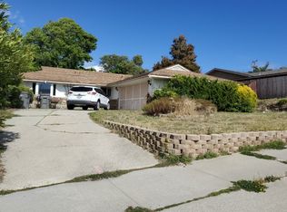 551 Sunbeam Rd, Lompoc, CA 93436