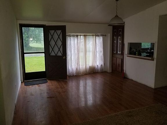 3rd image of 1424 Township Road 246