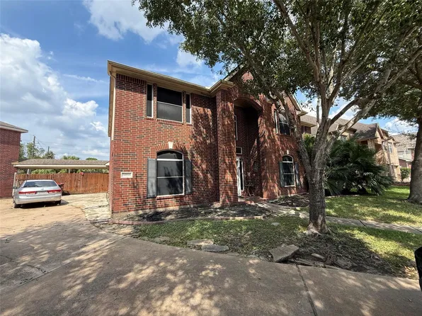 14818 Thomas Mill Ln, Sugar Land, TX 77498
