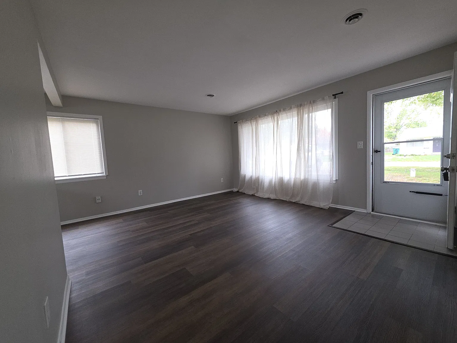 Fisher 3040 - 1 — Photo 3
