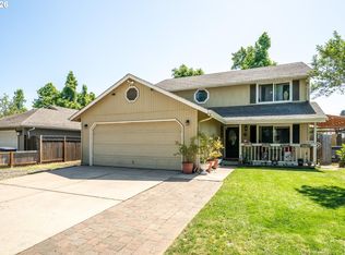 995 Kintzley Ave, Springfield, OR 97478