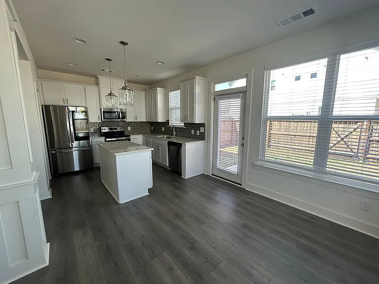 24 Auburn Hill Dr — Photo 7