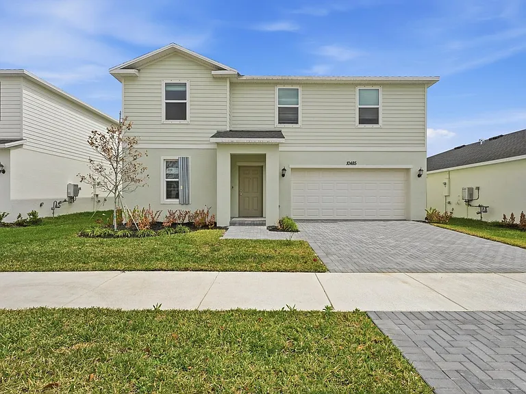 10875 NW Moon Rise Ln #A — Photo 1