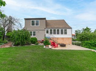 364 Rutland Ave, Teaneck, NJ 07666