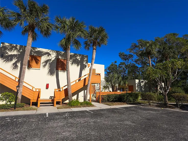 133 Wild Palm Dr #133 — Photo 41