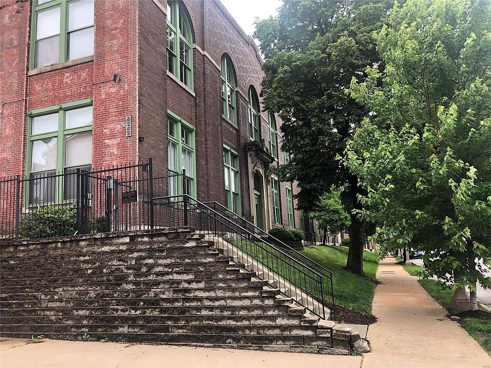 1st image of 4242 Laclede Ave APT 223