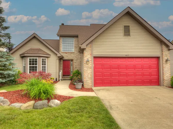 417 E Castlebury Cir, Saline, MI 48176