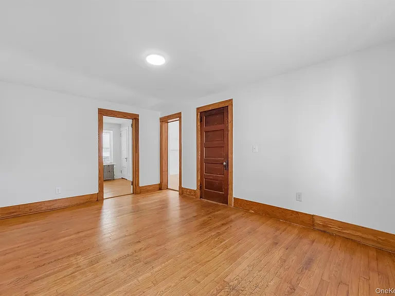 212 Center St — Photo 19