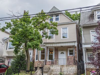 100 Treacy Ave, Newark, NJ, 07108