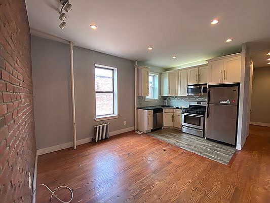 1st image of 21 Fort Washington Ave #E5