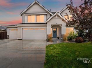 25 W Heston Dr, Meridian, ID 83646