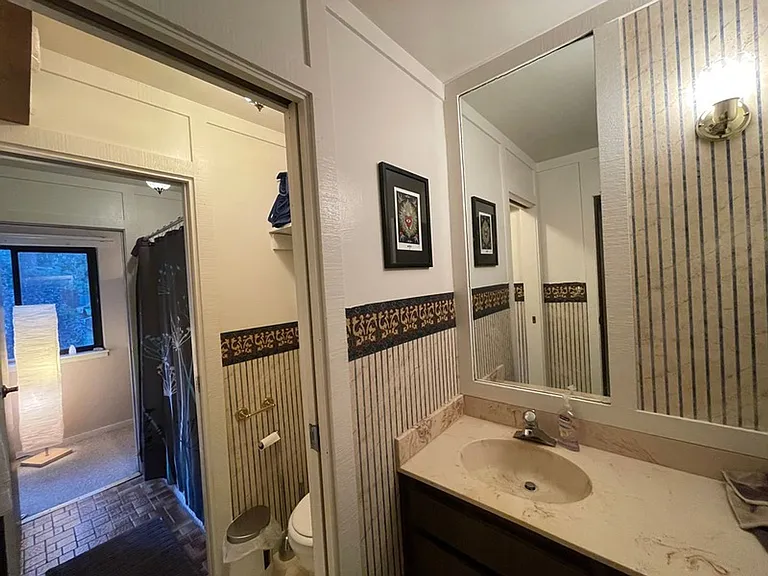 7600 N Lake Blvd #6 — Photo 14