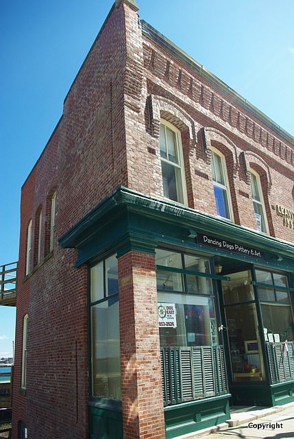 NW Corner Leavitt Bldg.