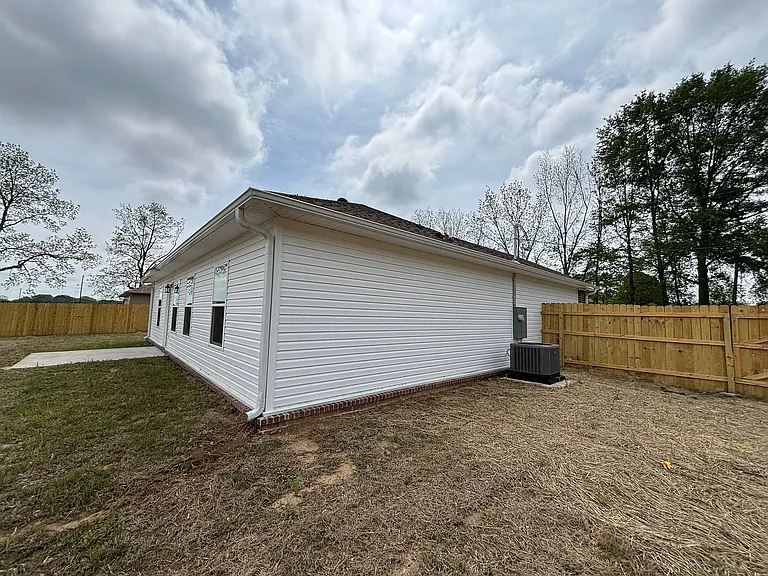 14503 Baucum Rd — Photo 11