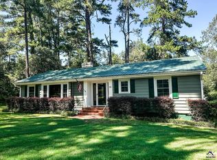14 Pine Level Dr, Hawkinsville, GA 31036