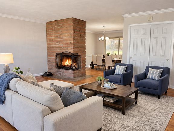 3rd image of 7512 Blackberry Ave #1