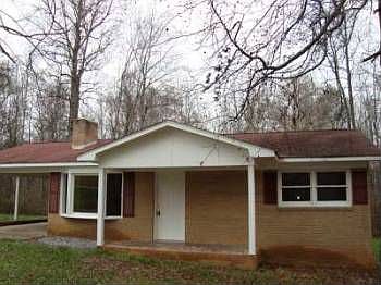 2nd image of 1207 Horse Trail Dr