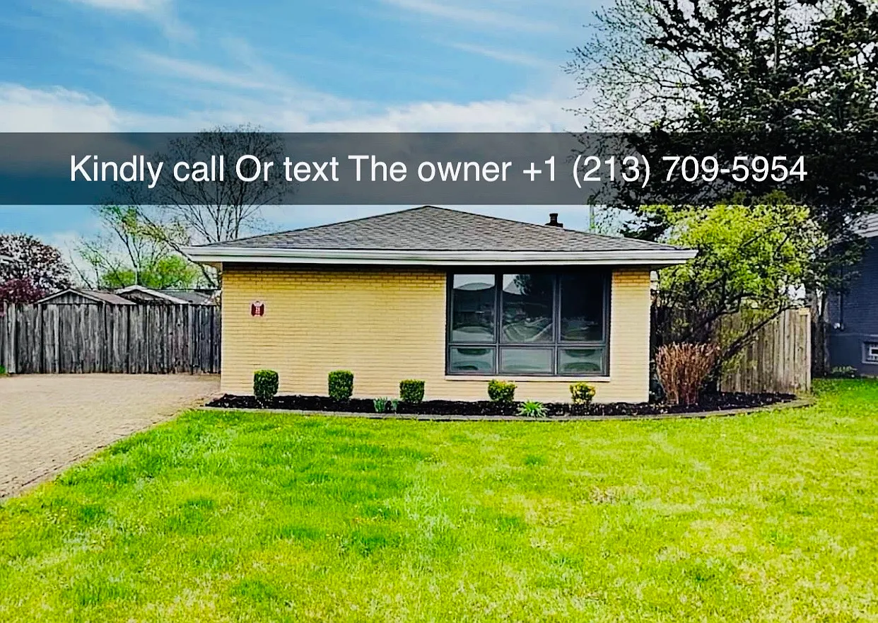 27 Julie Dr photo 1
