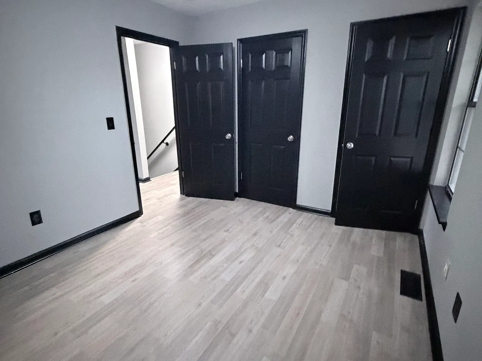 2 bed, 1.5 bath, 1026 sqft, $1,675 — Photo 2