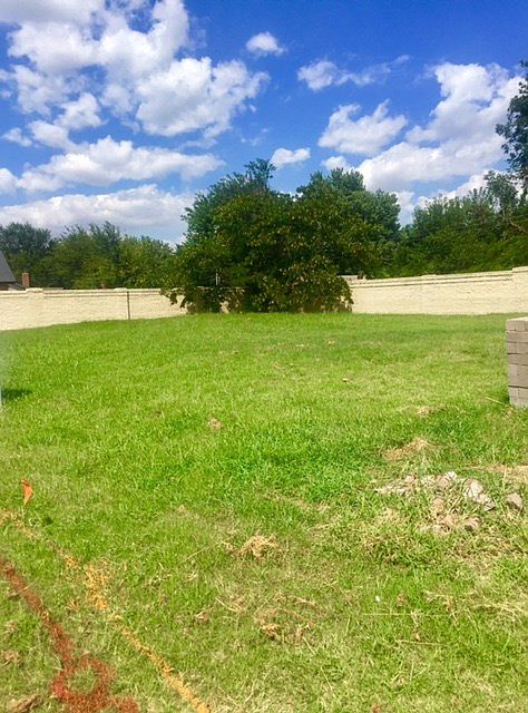 2nd image of 929 Compound