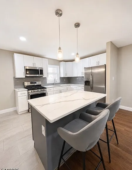 337 S Clinton St #1 — Photo 3