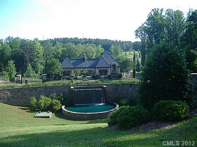1st image of 3220 Ashwood Park Dr