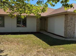 202 N Marie St, Nixa, MO 65714