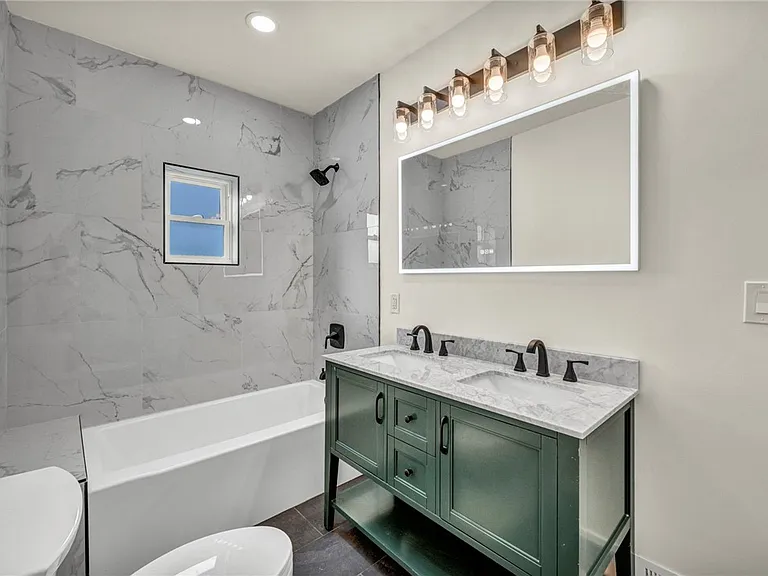 5115 Poe Way — Photo 22