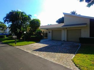 6996 Quince Ln, Lake Worth, FL 33467