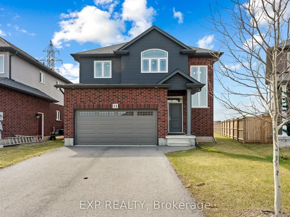33 Cinnamon St, Thorold, ON L2V 0H6