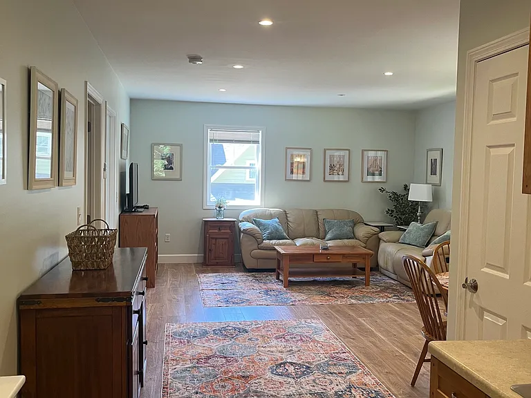 2 Lottie Ln — Photo 1