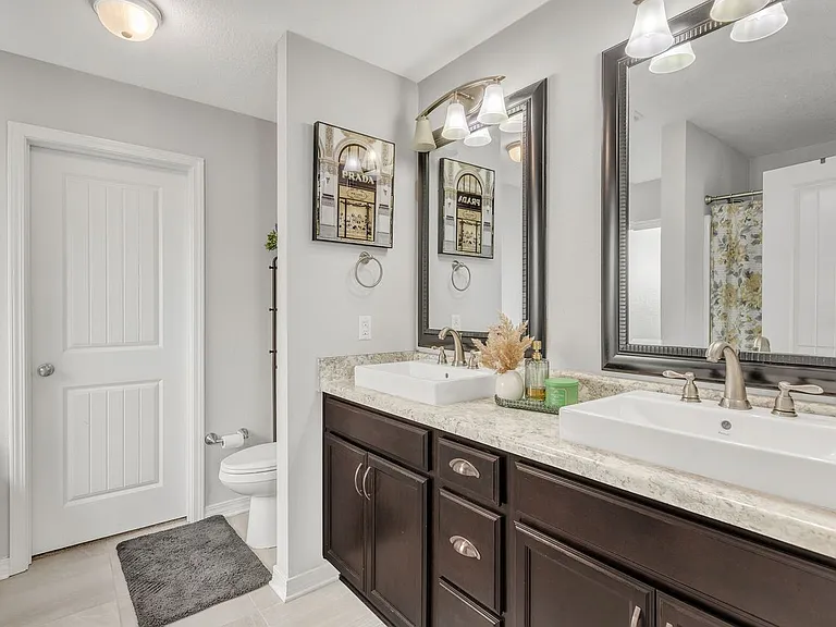 503 Eisenhower Dr — Photo 18