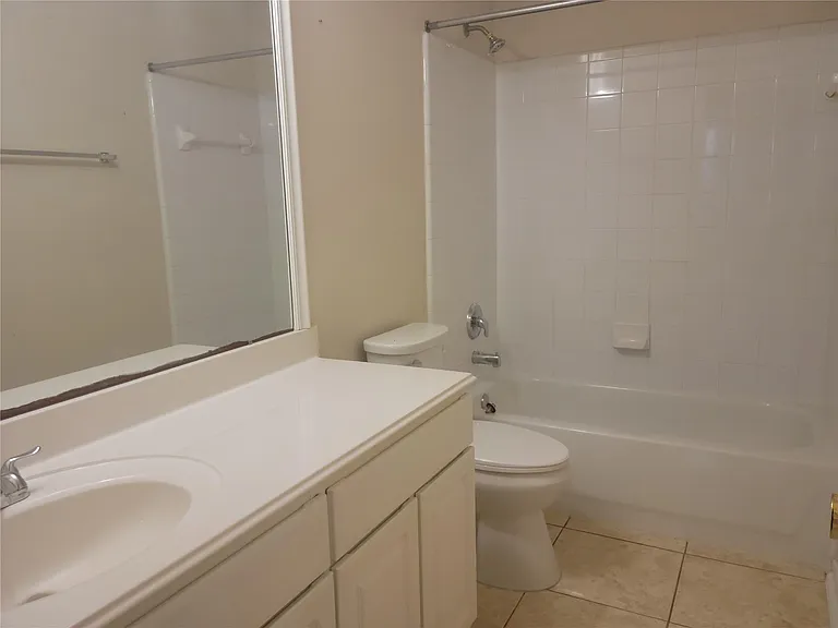 19547 Harvest Stream Way — Photo 13