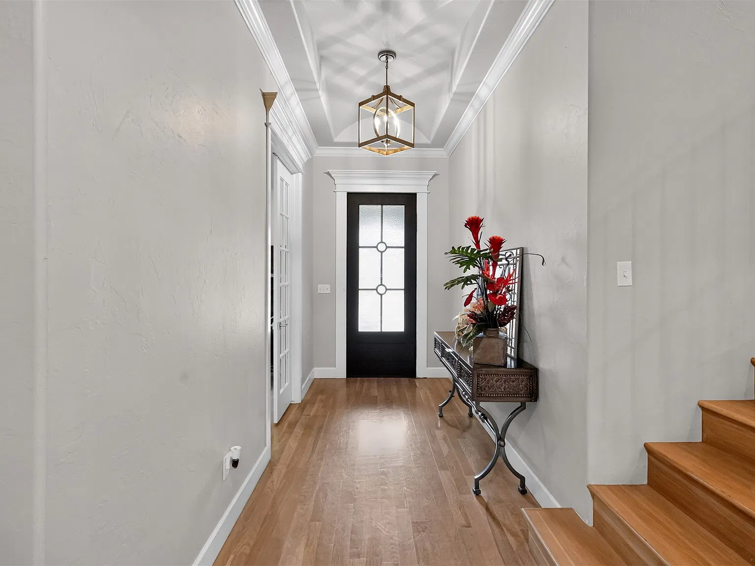 4 bed, 3.5 bath, 3102 sqft, $5,000 — Photo 4