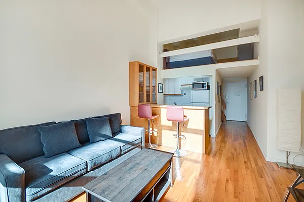 Rented by Compass | media 2