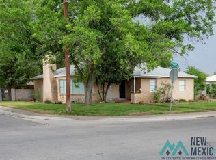 712 W Bullock Ave, Artesia, NM 88210