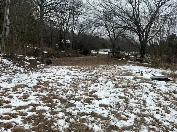17146 N Lee Creek Rd, Chester, AR 72934