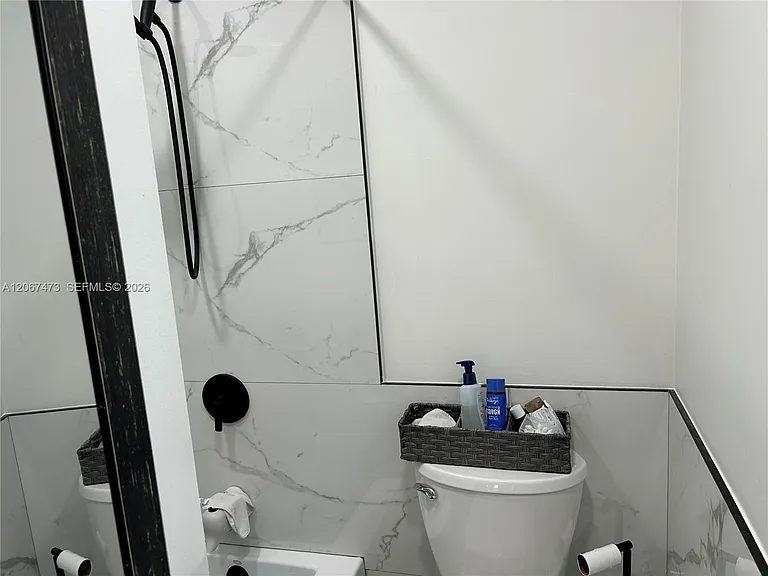 128 Riviera Cir #128 — Photo 16