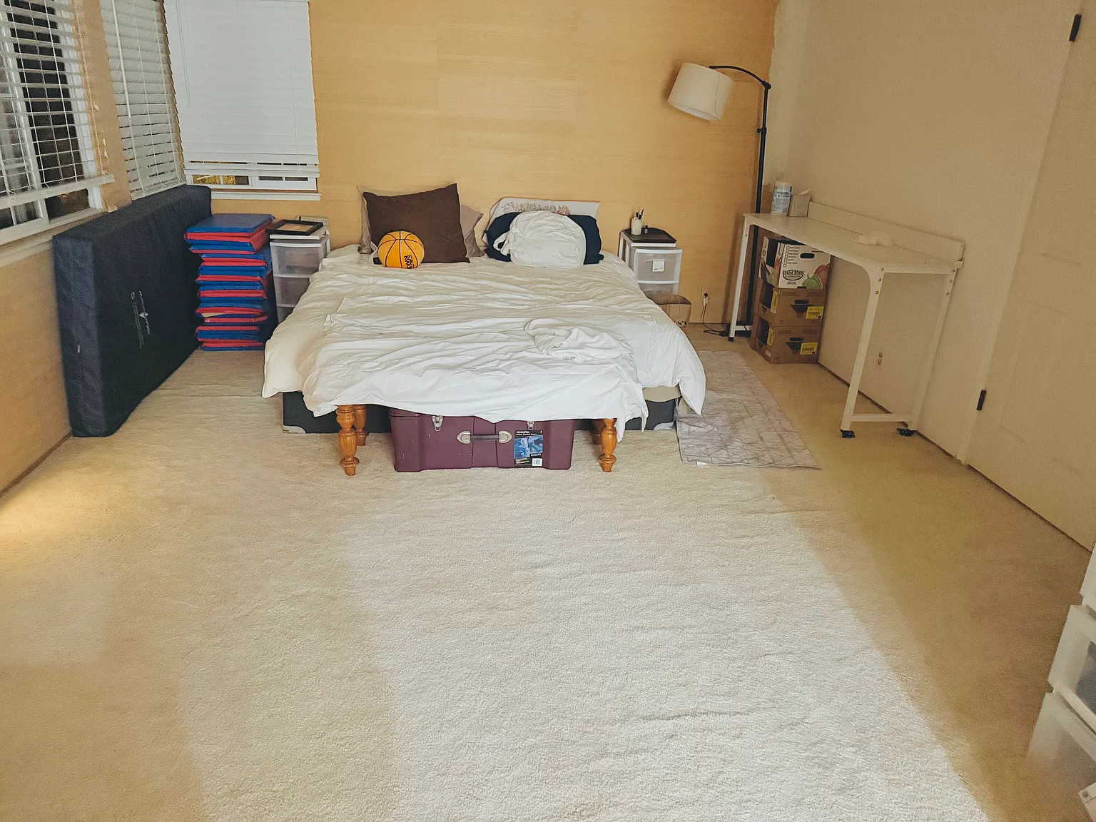 4 bed, 2482 sqft, $1,950 — Photo 2