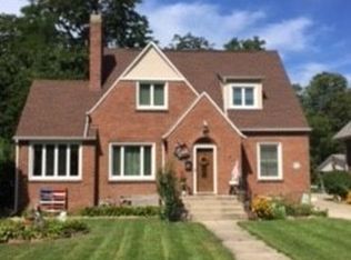 205 N Clinton St, Dwight, IL 60420