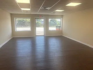 540 Main Street - B — Photo 3