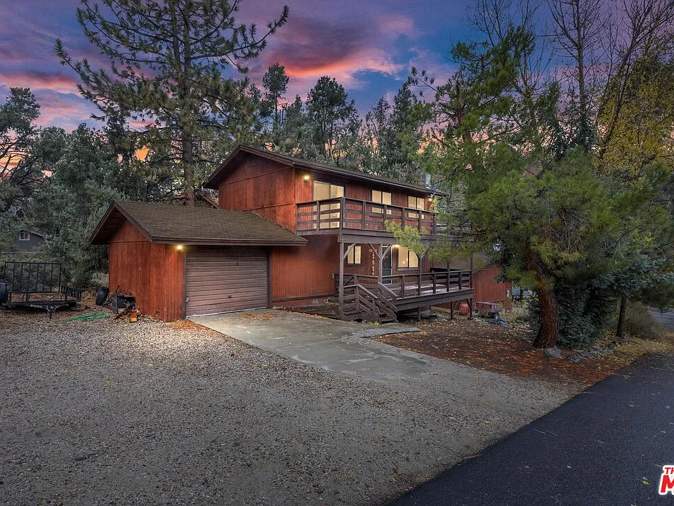 2317 Maplewood Way